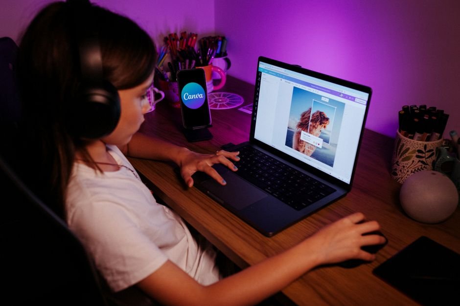How to Use AI Voiceover in Canva: Settings & Limits