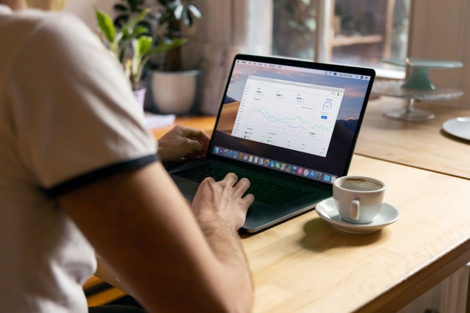 How to Track Claude Token Usage: 4 Methods & Cost Calculator