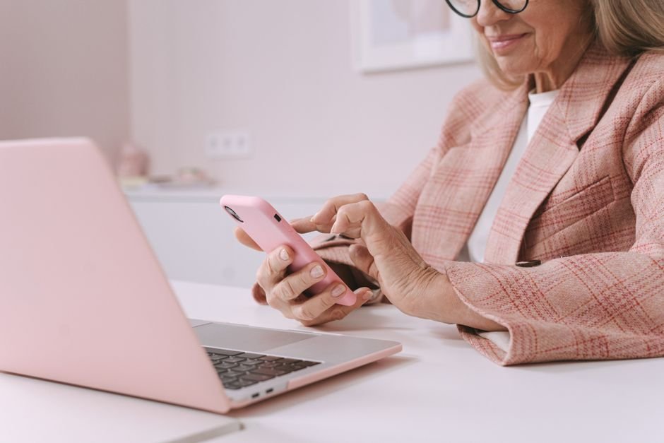 How to Automate WhatsApp Messages for Small Business 2026