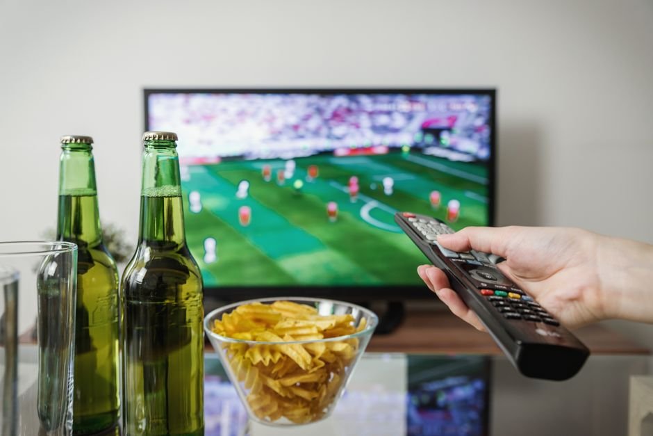 Apple TV Plus Cost: Monthly vs Yearly Pricing 2026